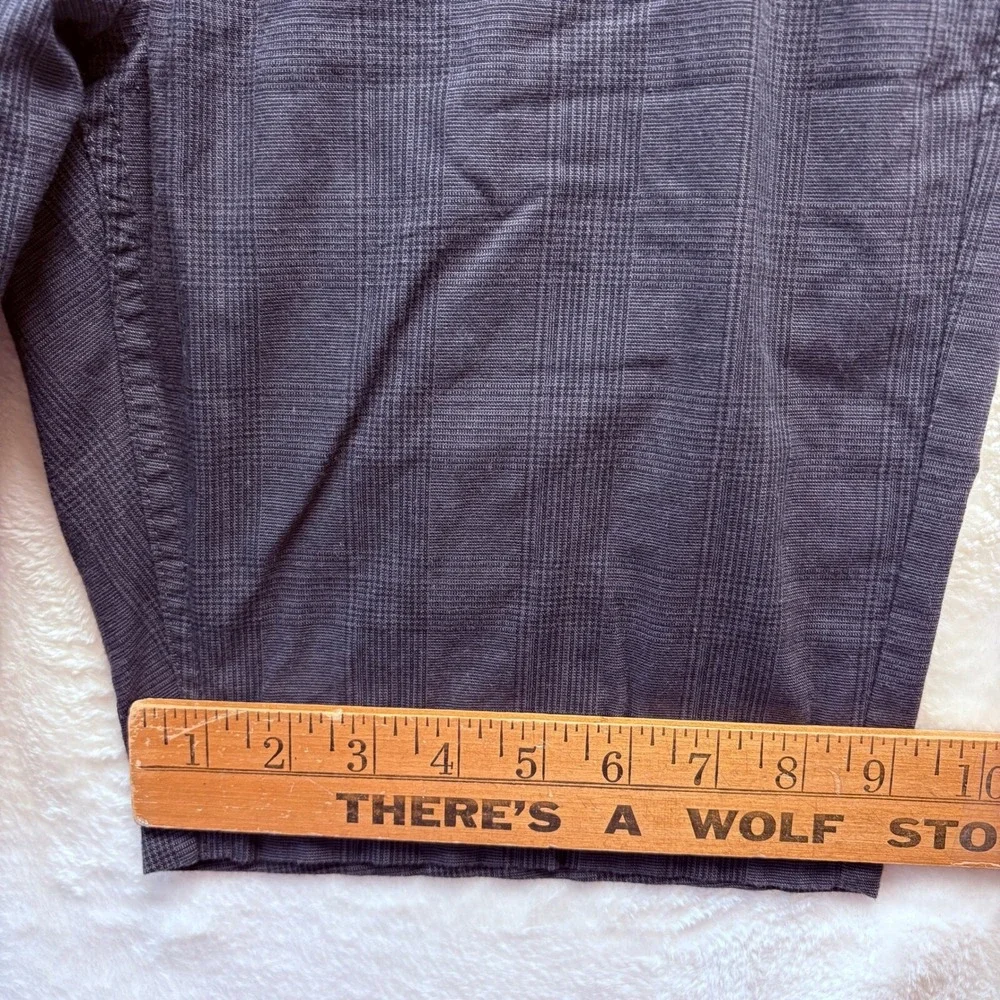 Volcom Shorts Men Sz‎ 29 Gray Plaid Frickin Modern Chino Casual 9.5
